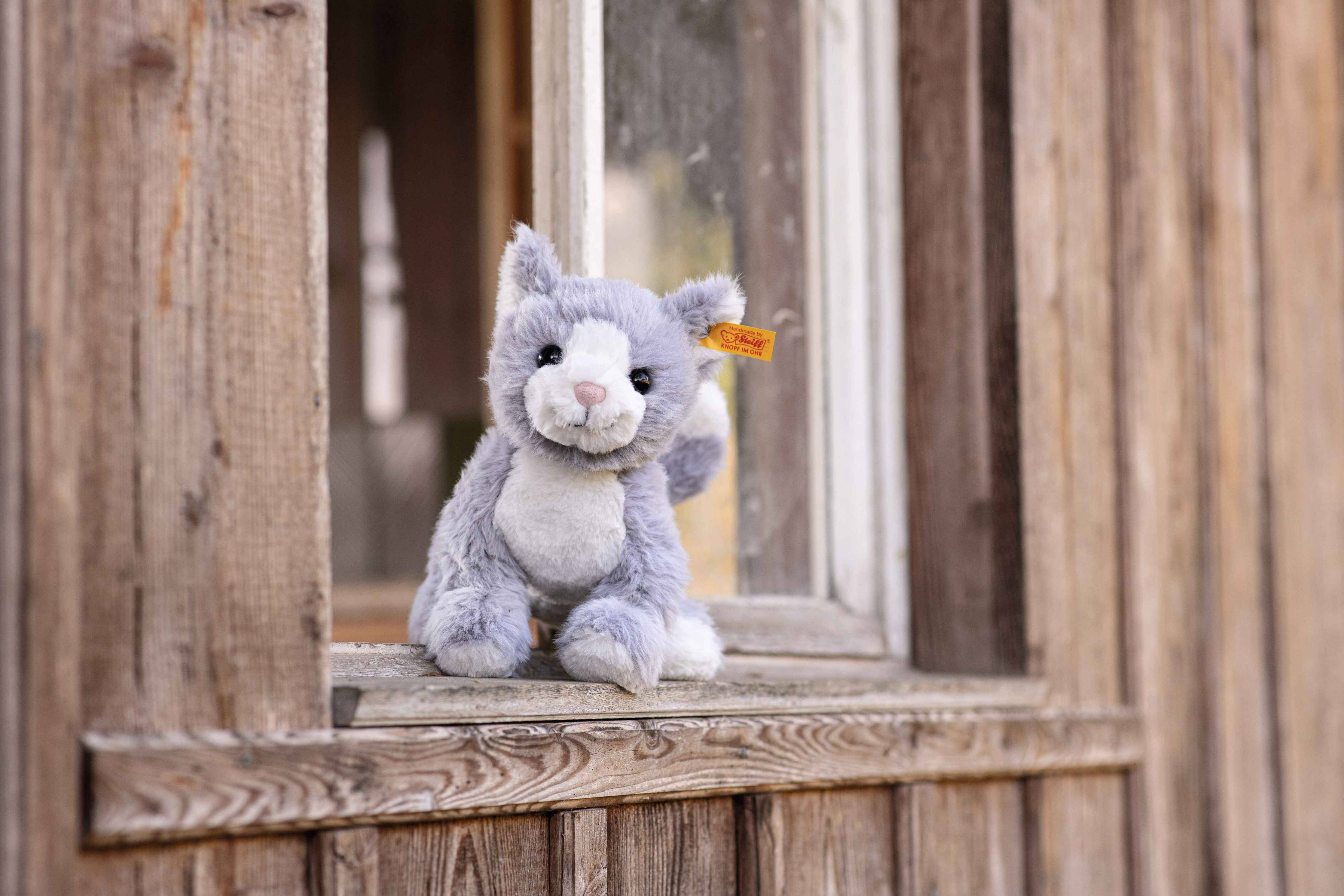 Cassie Cat Stuffed Plush Toy, 10 Inches