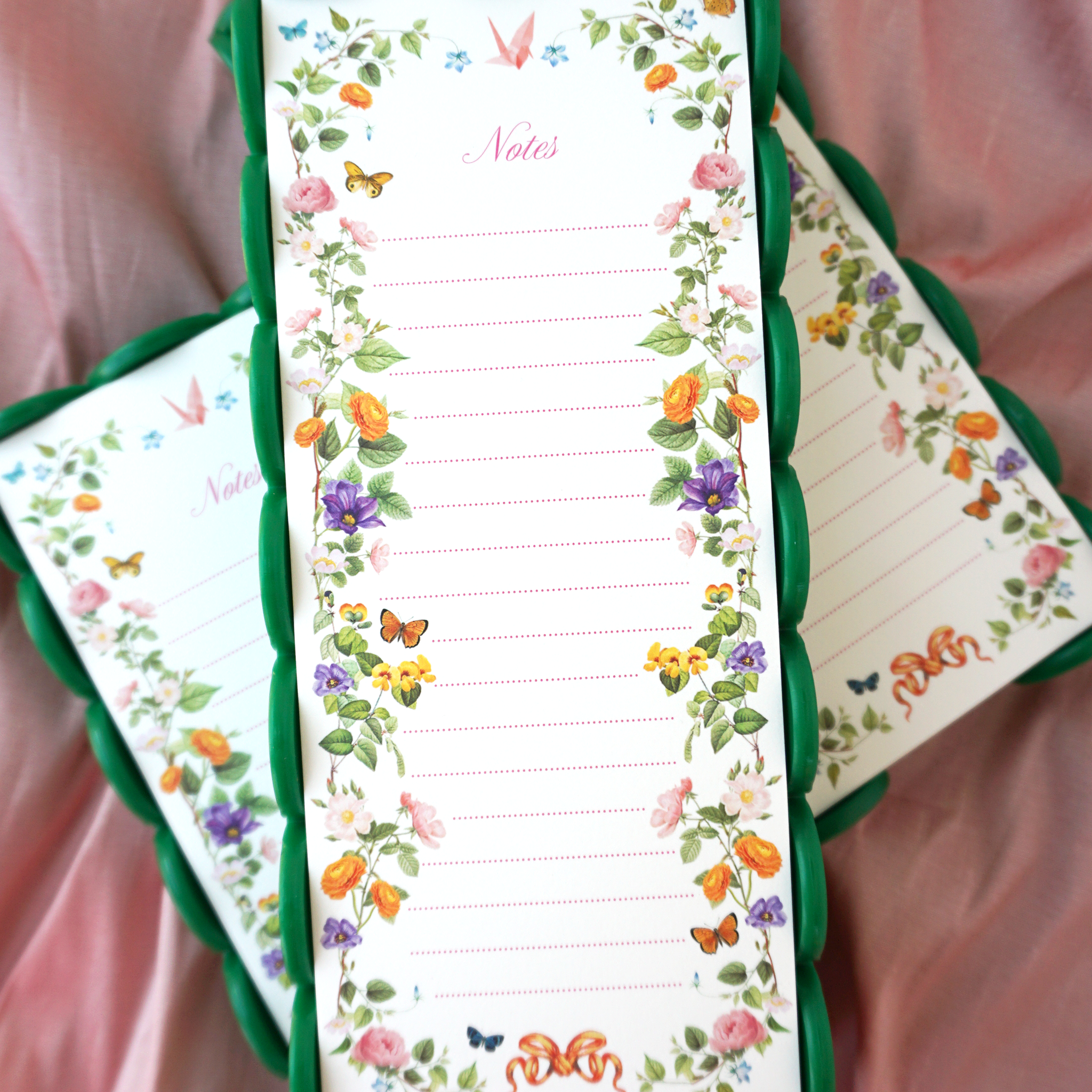Scalloped Acrylic Tray and Notepad - Paper Crane