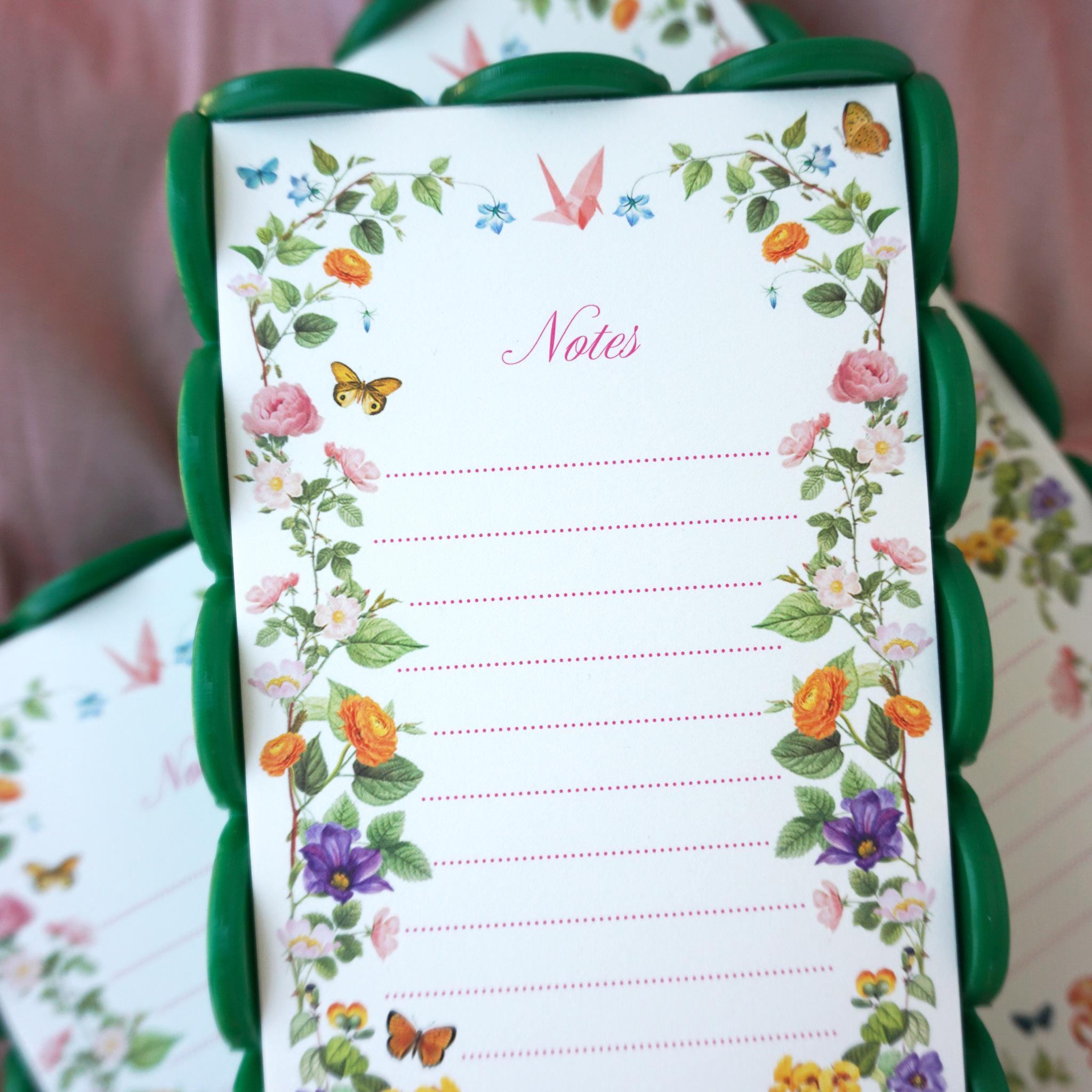 Scalloped Acrylic Tray and Notepad - Paper Crane