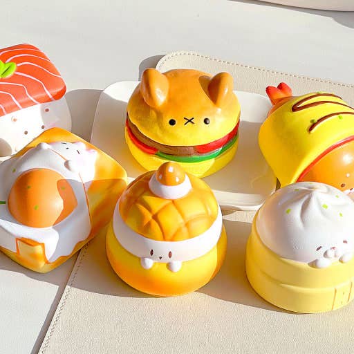 Squeeze the cuteness!  Yum Yum Bread Random Squishy Box