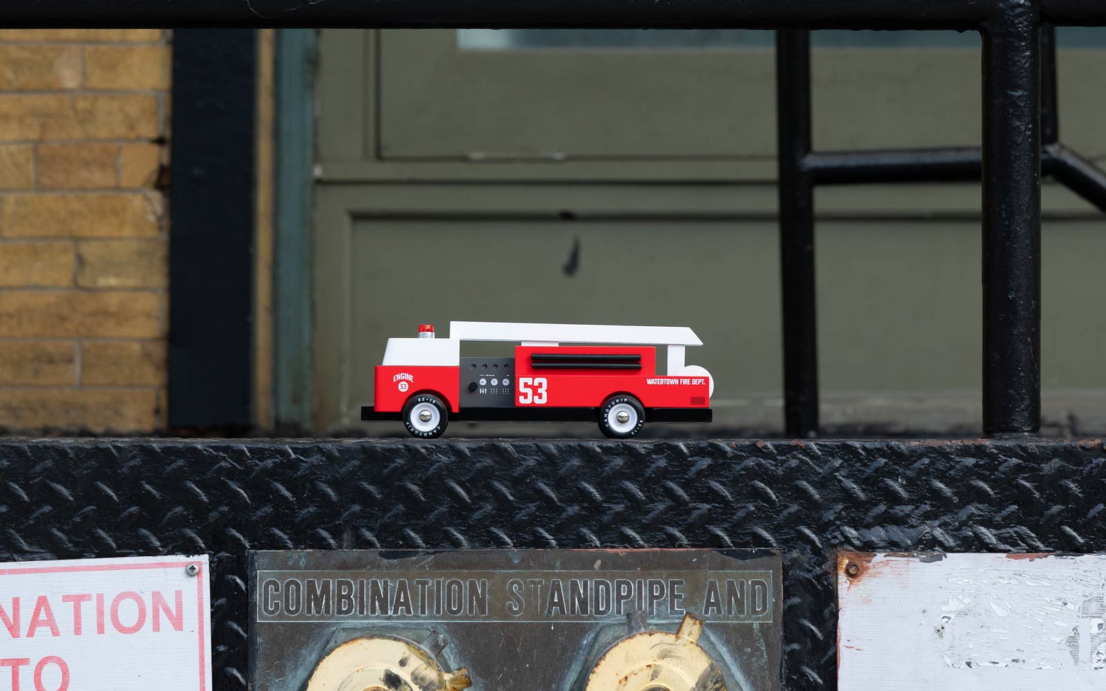 Ladder 53
