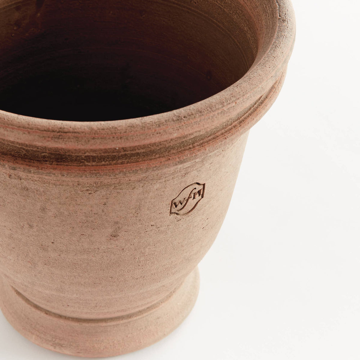 Wakefield Handmade Dryden Pot #4, Tan