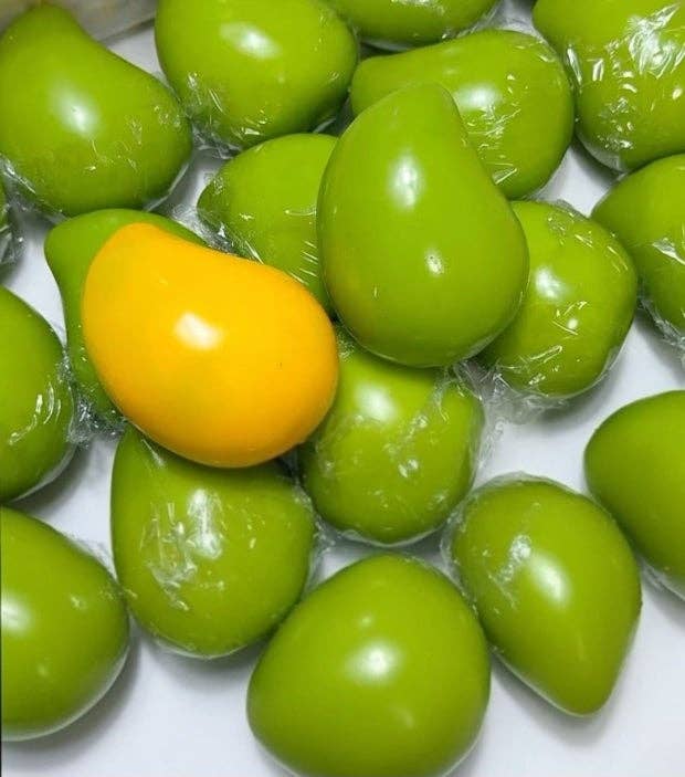 New! Magic Color Mango Crunch Squishy –  ASMR!