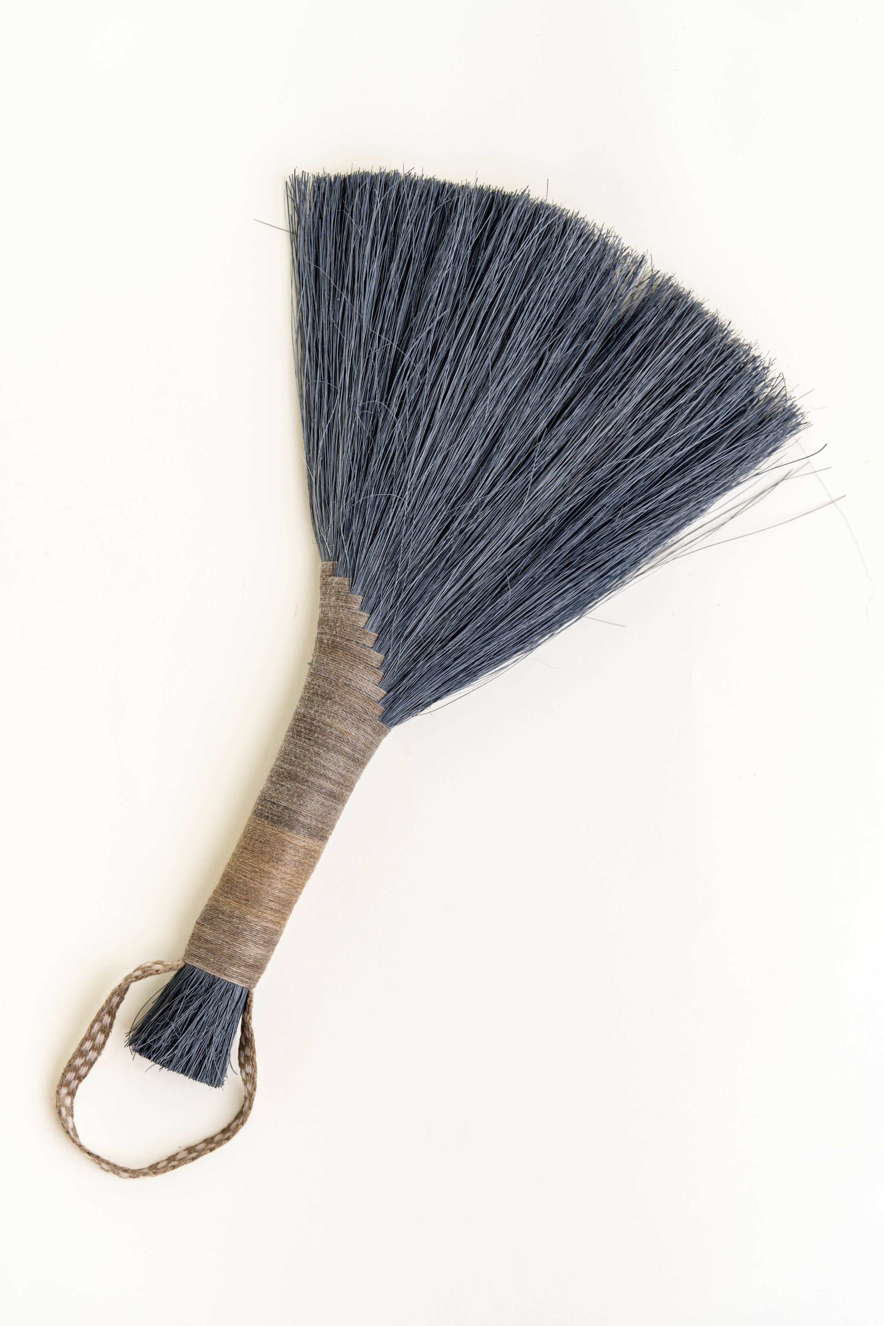 Tampico Wing Wholesale: Green / Leather Cord