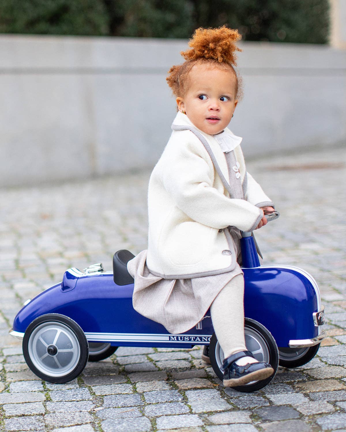 Ride-On FORD Mustang: Blue
