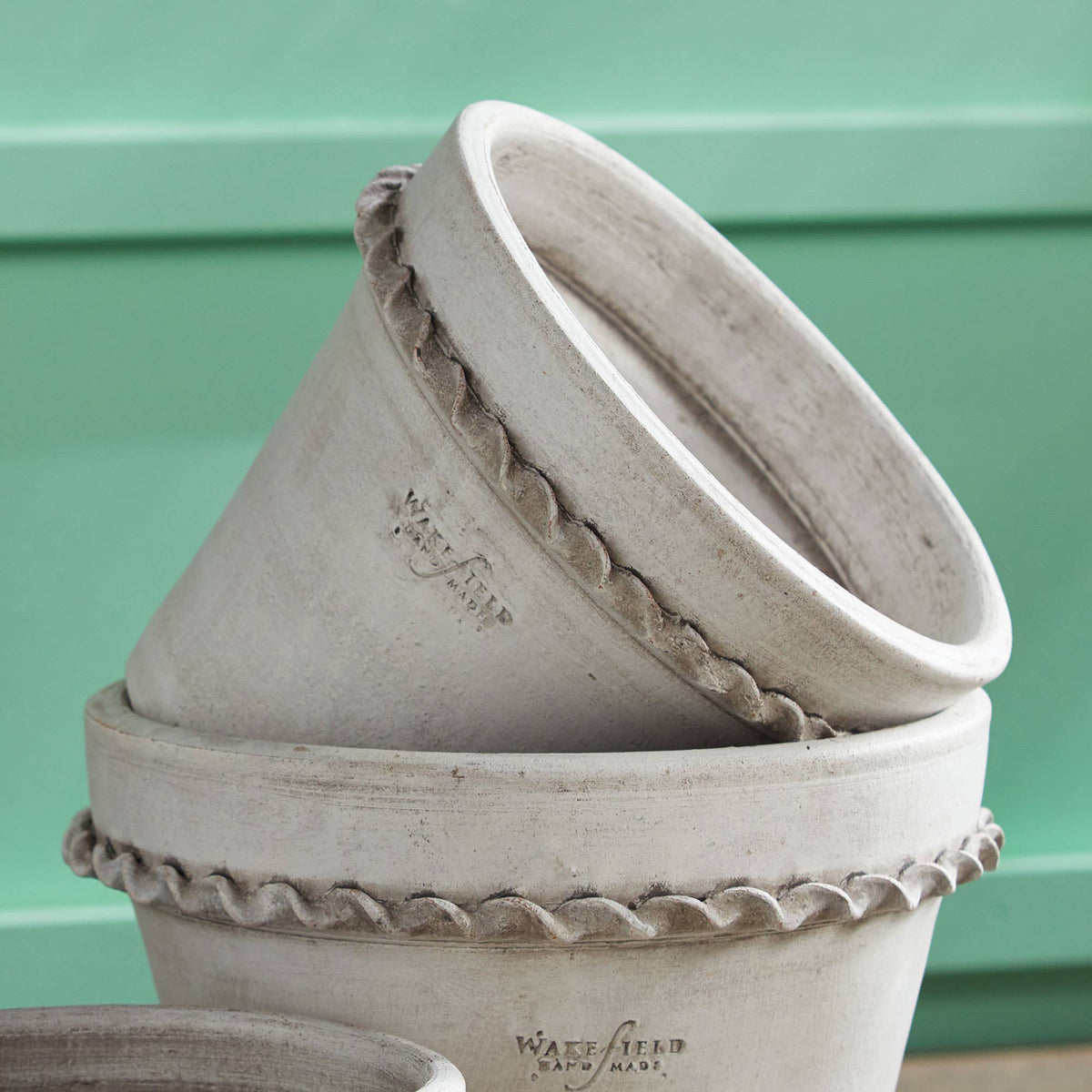 Wakefield Handmade Henley Pot #6 White