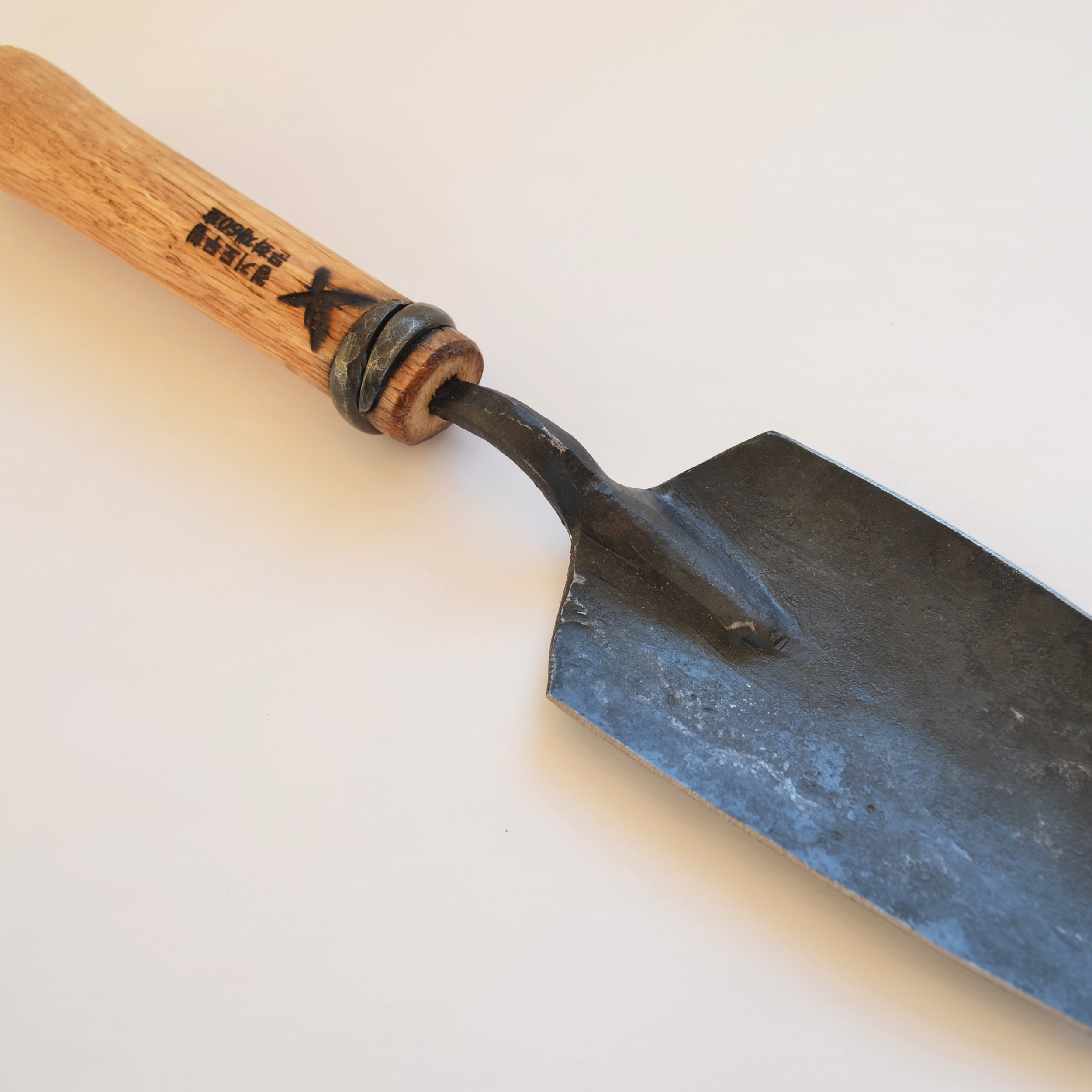 Master Shin - #69 Hand Trowel