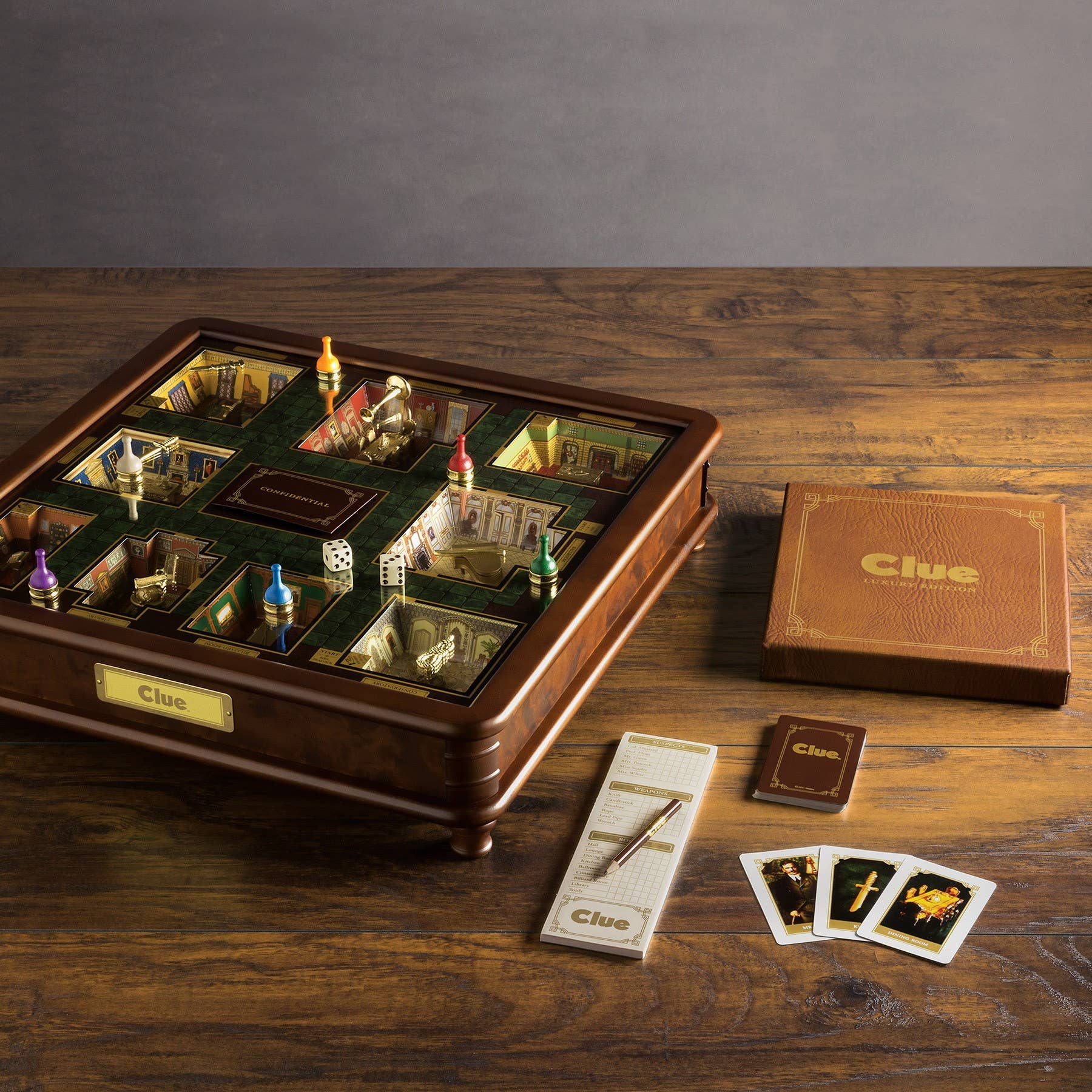 WS Game Company Clue Luxury Edition