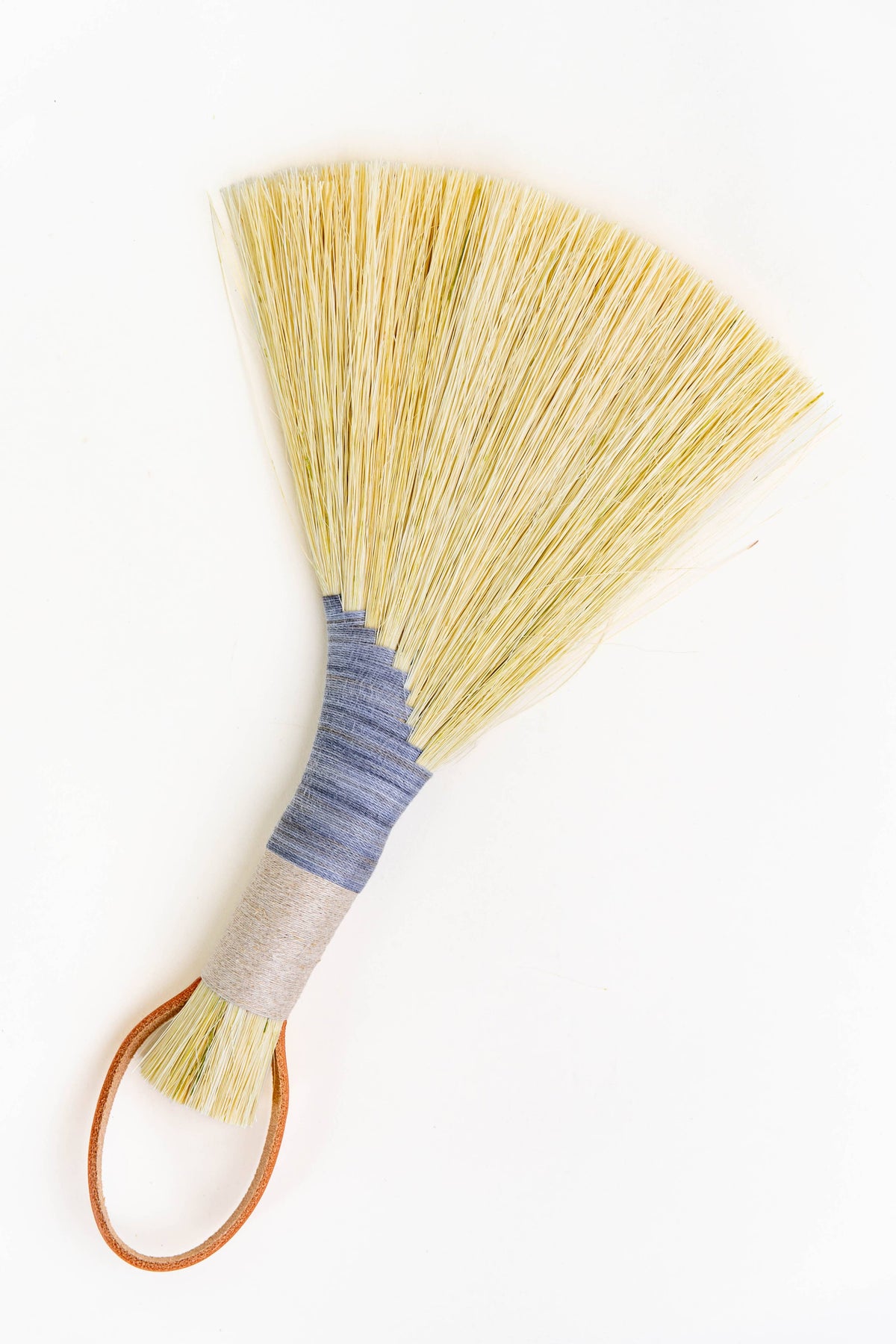Tampico Wing Wholesale: Grey / Leather Cord
