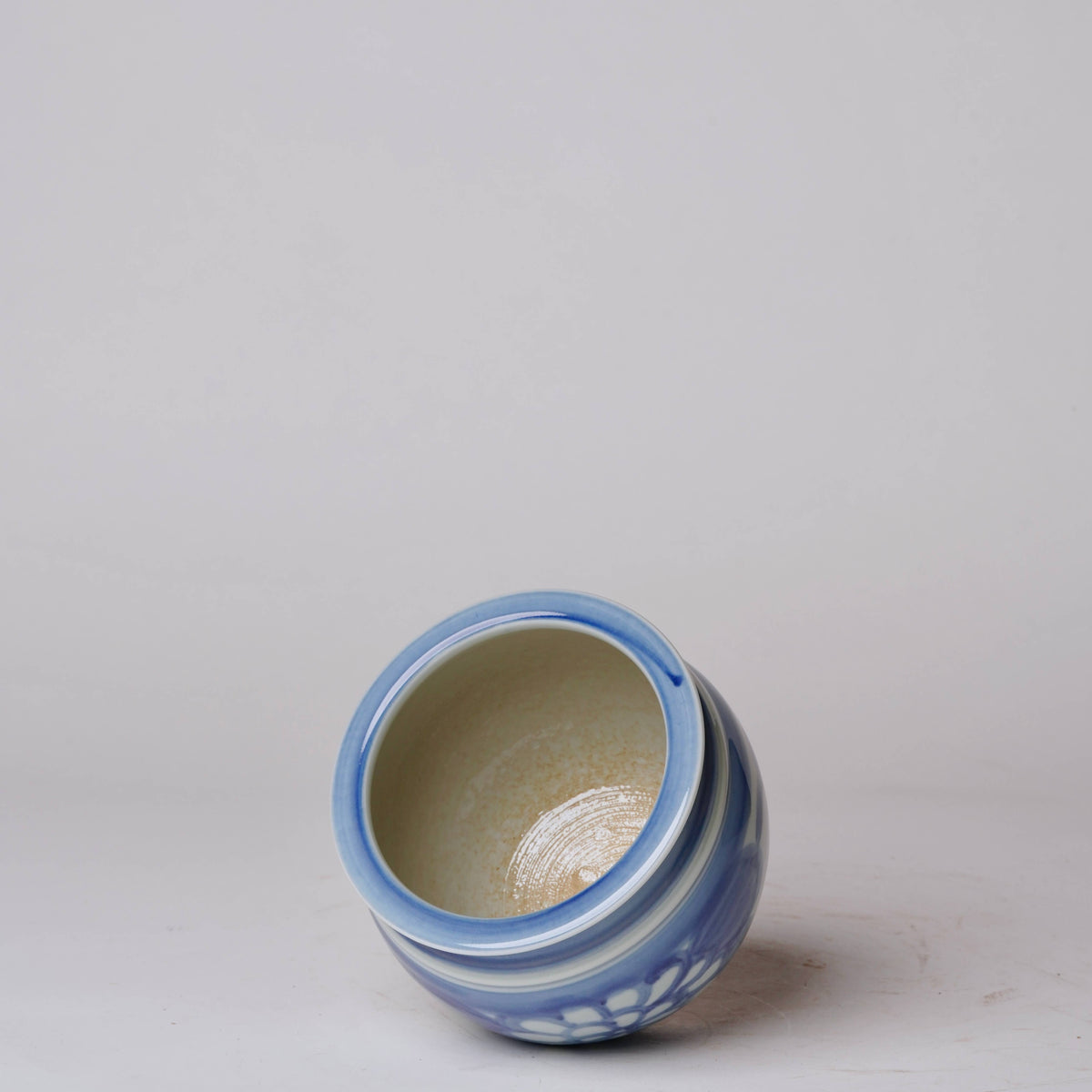 Hand Painted Floral Blue and White Porcelain Small Pot - POS