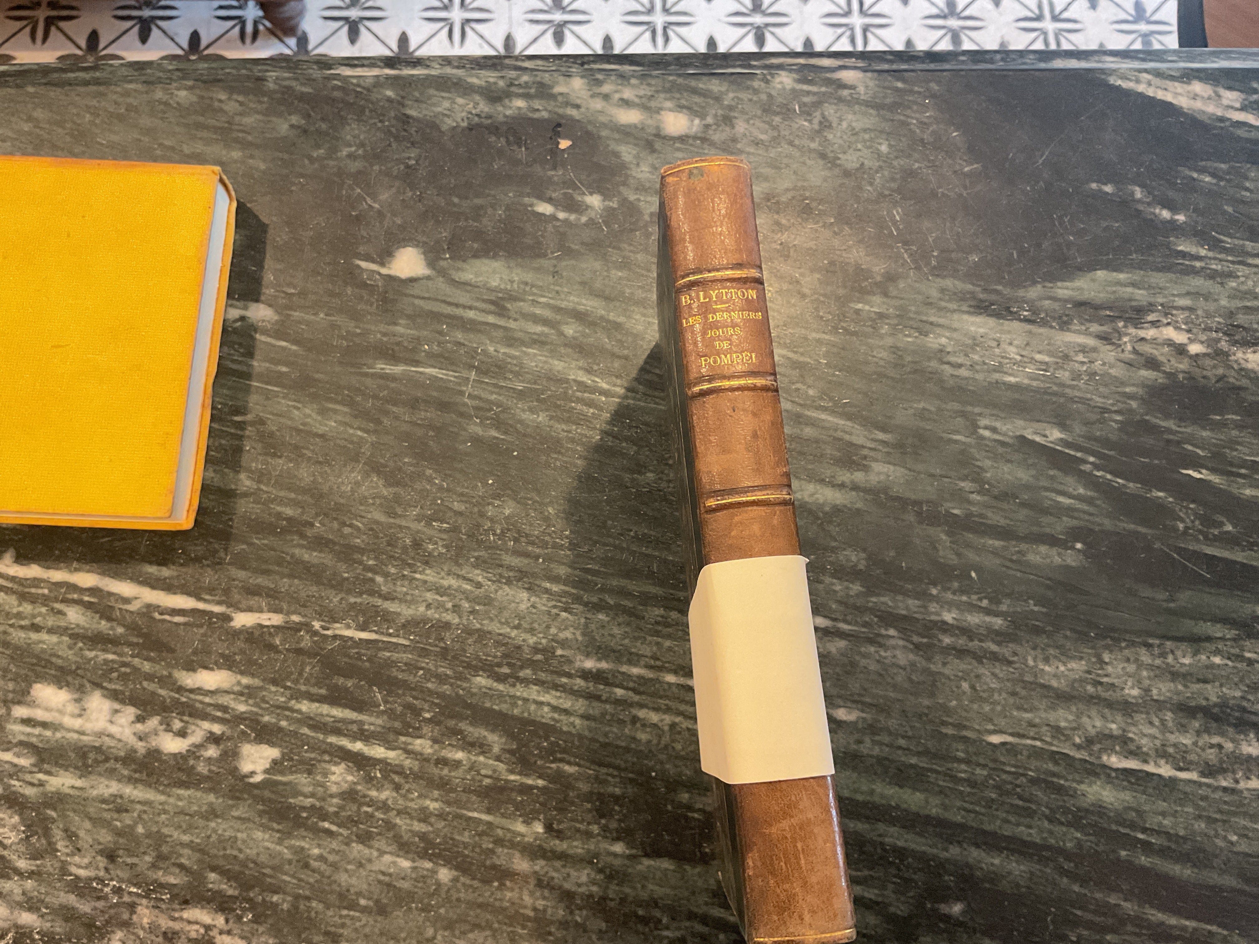 Vintage About Blanks Notebook: Les Derniers