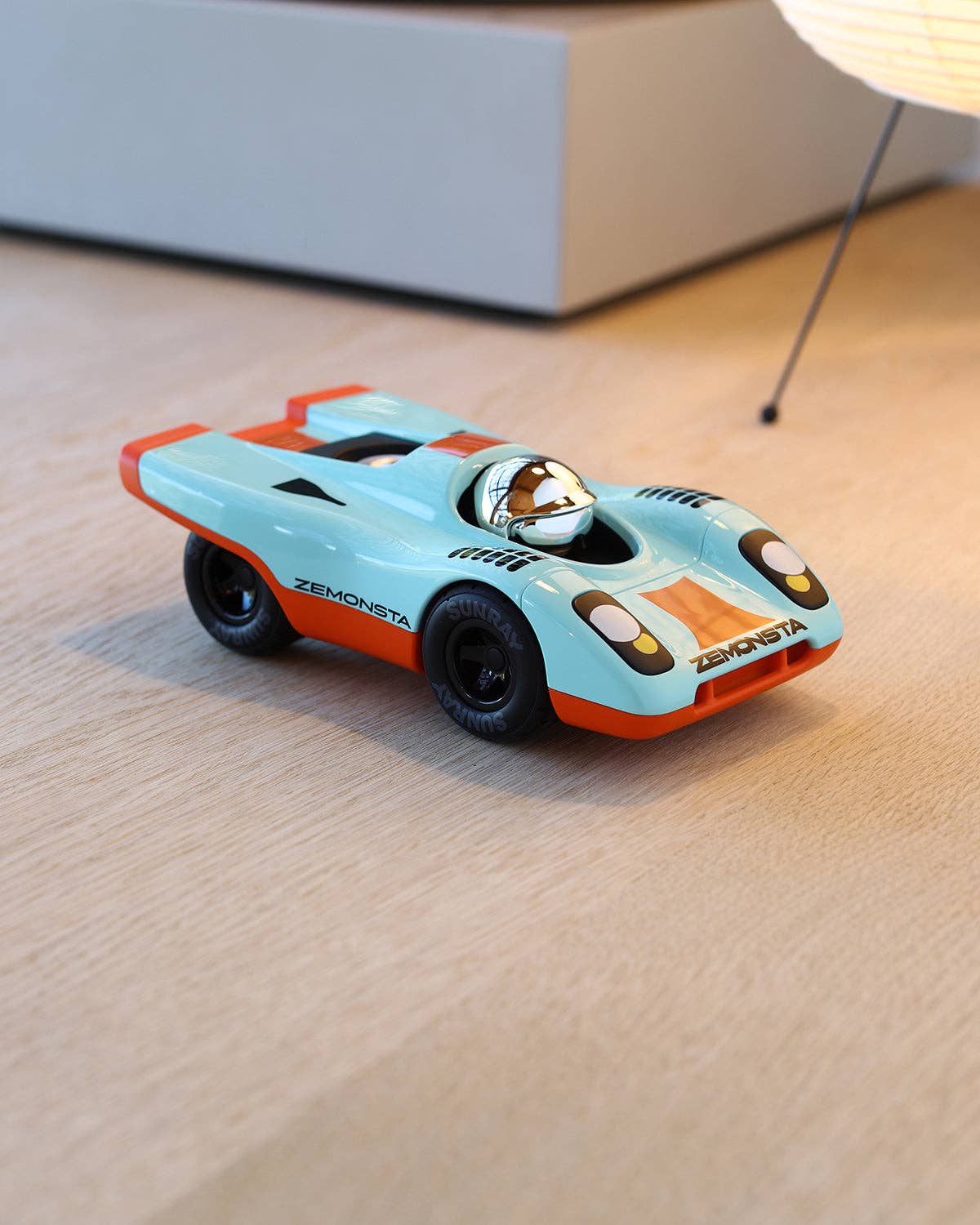 Car ZEMONSTA: Zemonsta Egon Orange