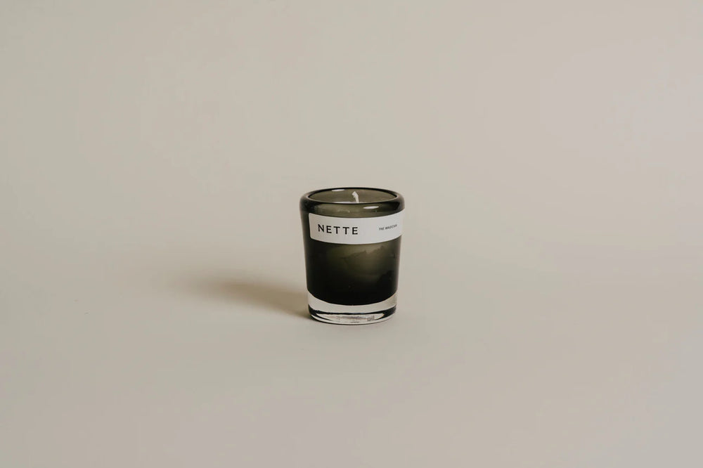 Nette 2.6 oz Smoky Glass Candle - Magician