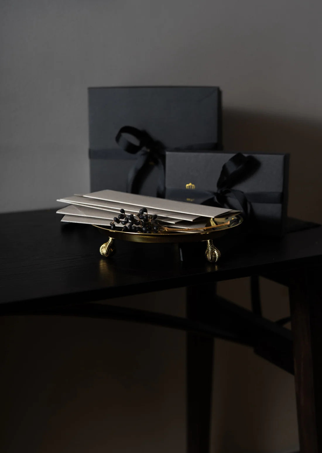 Skultuna Claw Tray - Brass