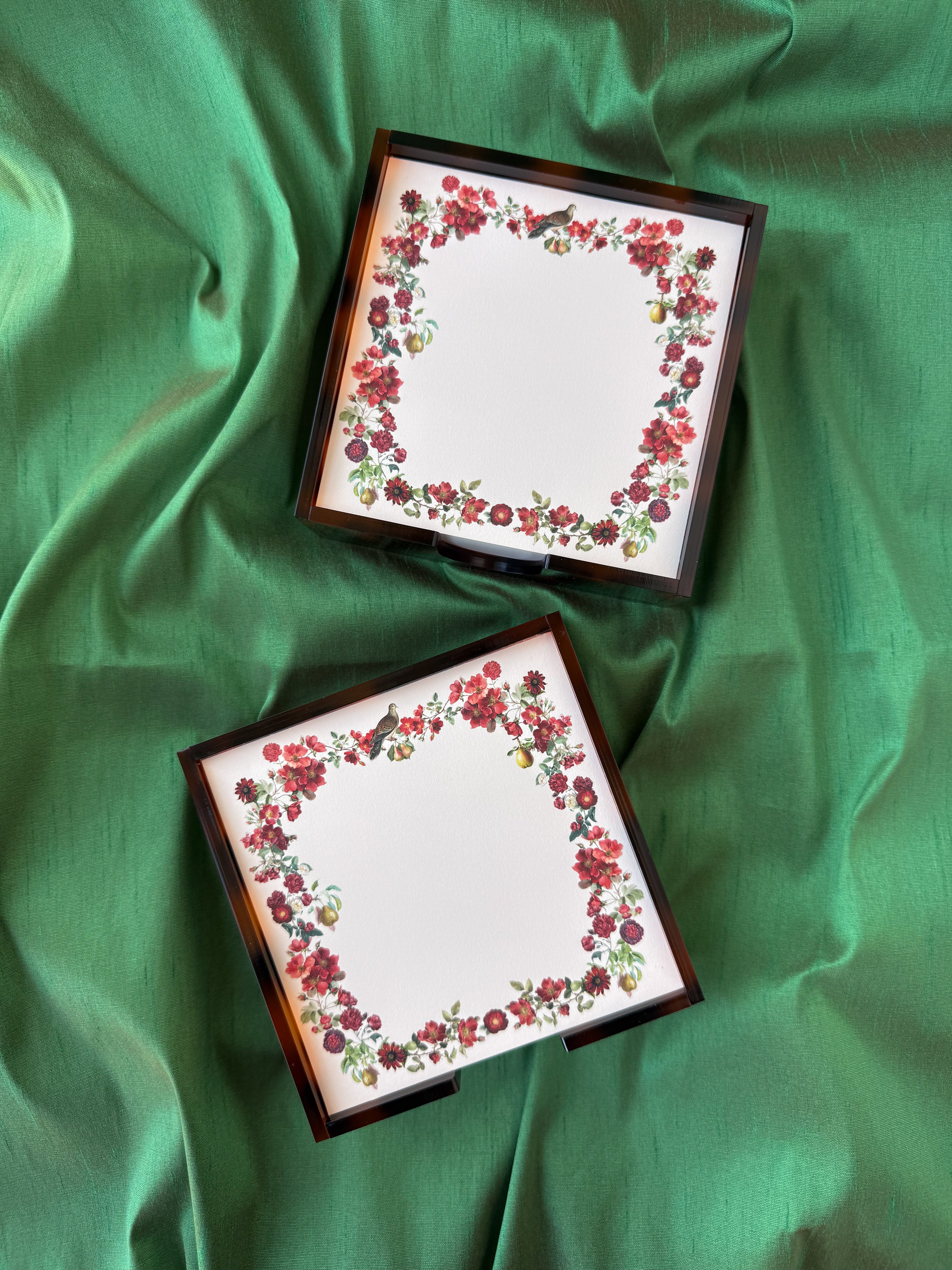 Tortoiseshell Acrylic Tray and Notepad - Christmas Floral