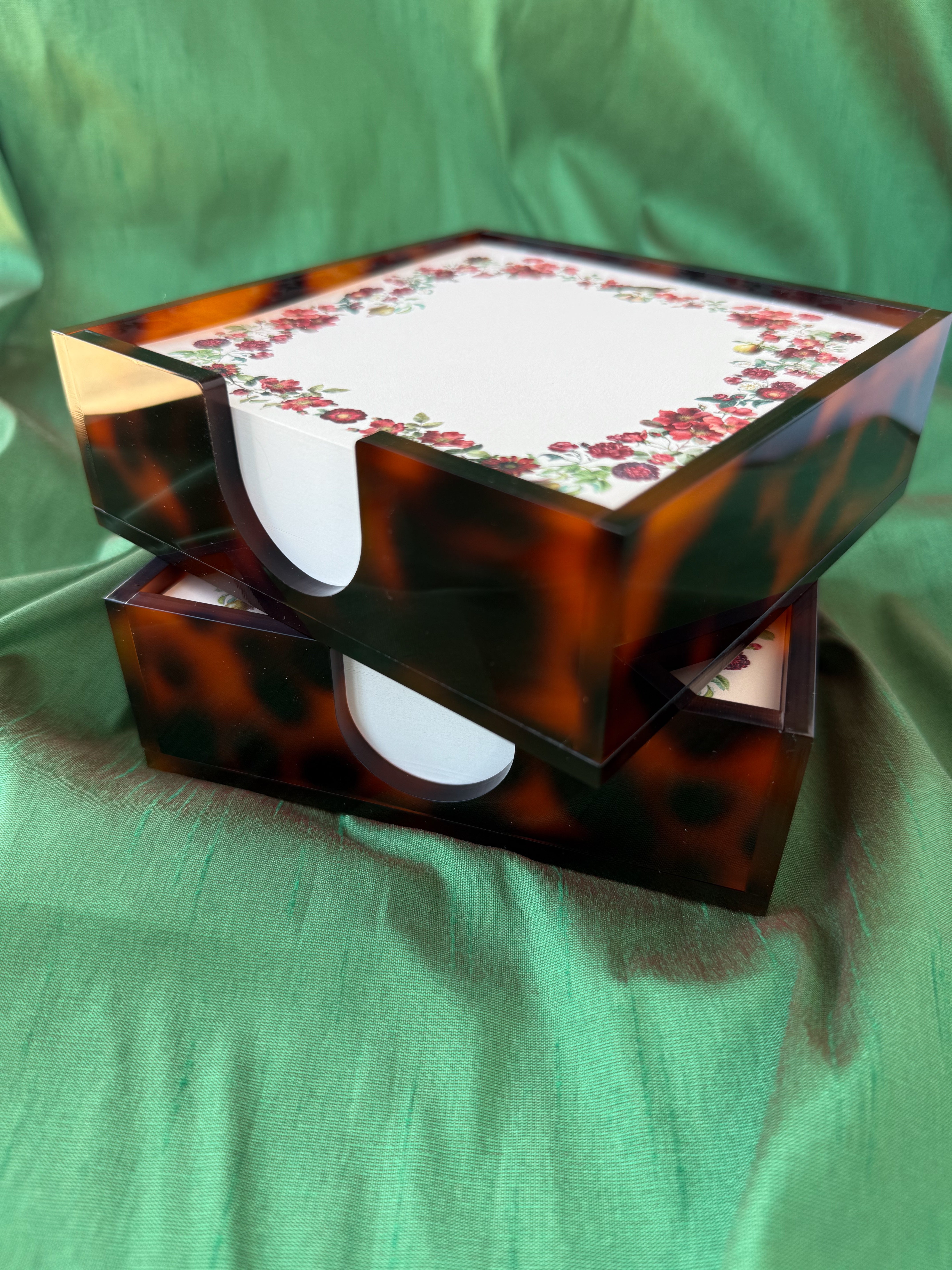 Tortoiseshell Acrylic Tray and Notepad - Christmas Floral