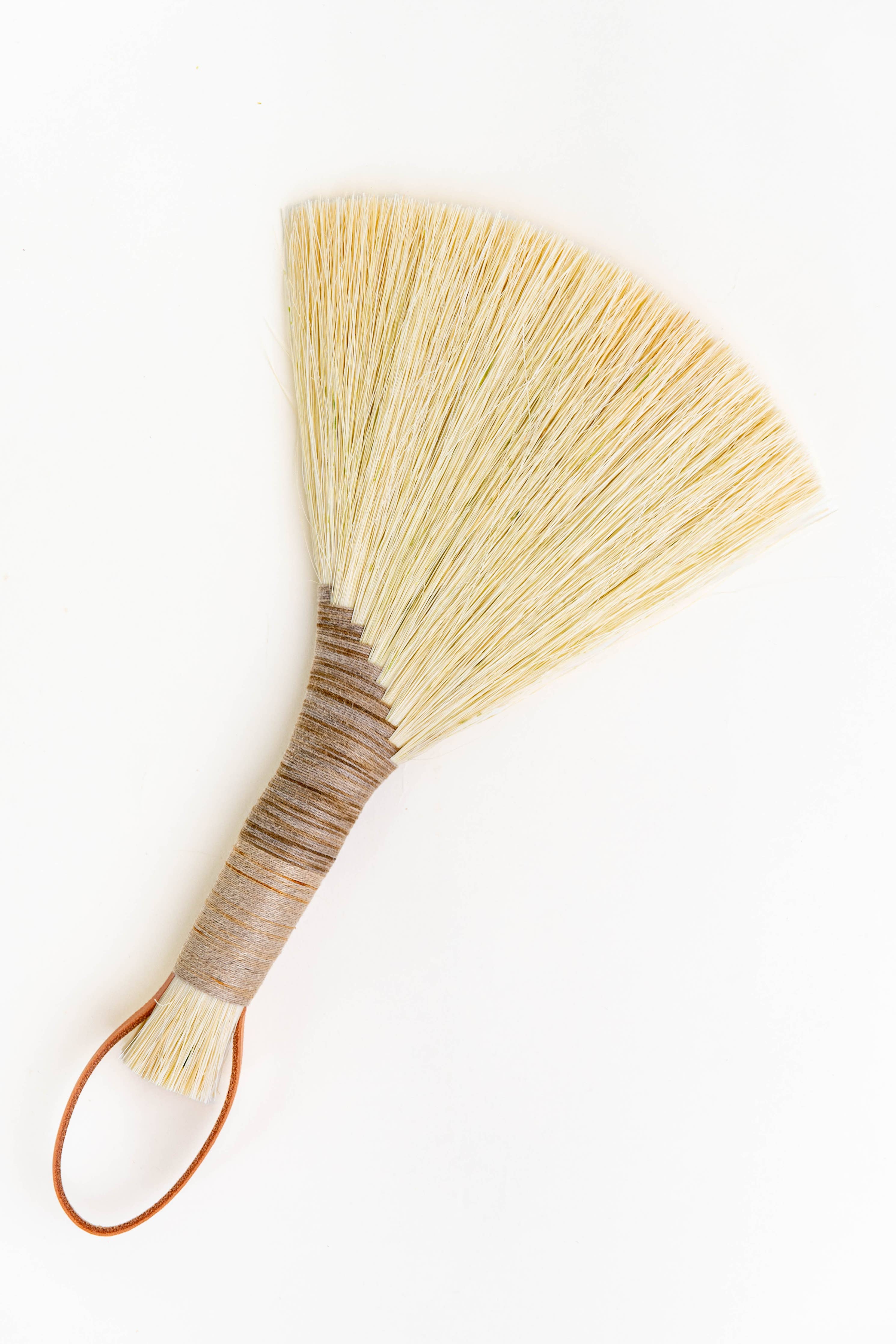 Tampico Wing Wholesale: Brown / Leather Cord
