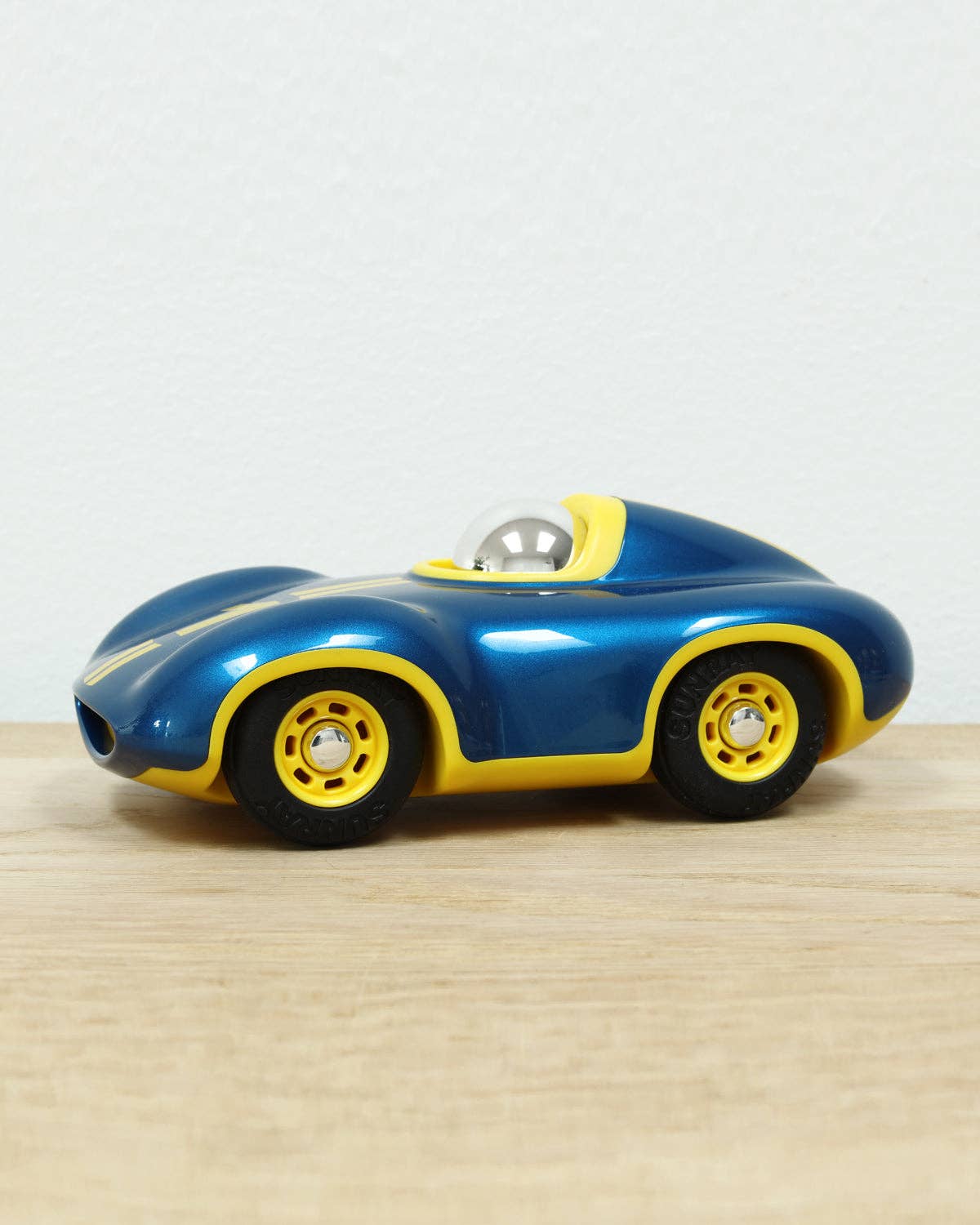 Car SPEEDY: Speedy Yellow Metal  Axel Yellow