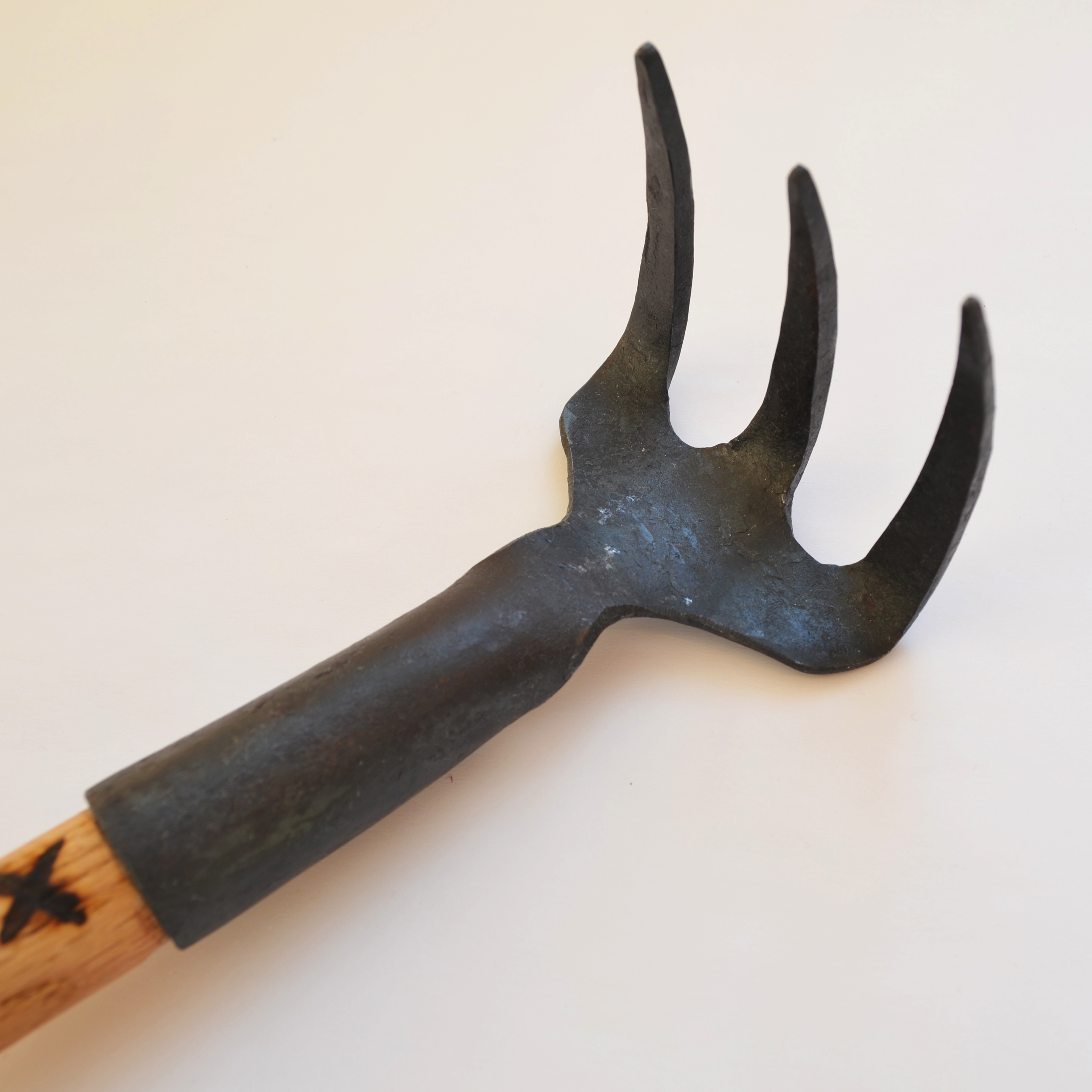 Master Shin - #70 Hand Cultivator 3-Tine