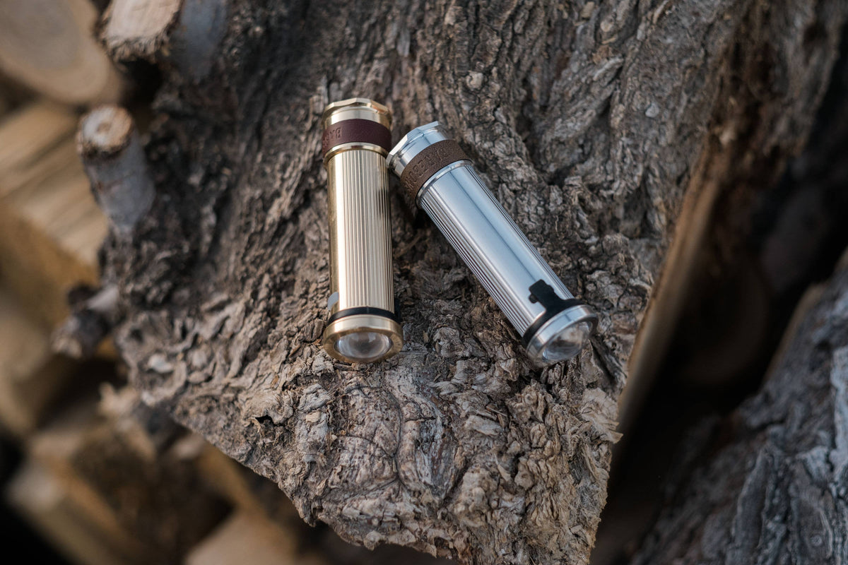 Mini Flashlight: Gold