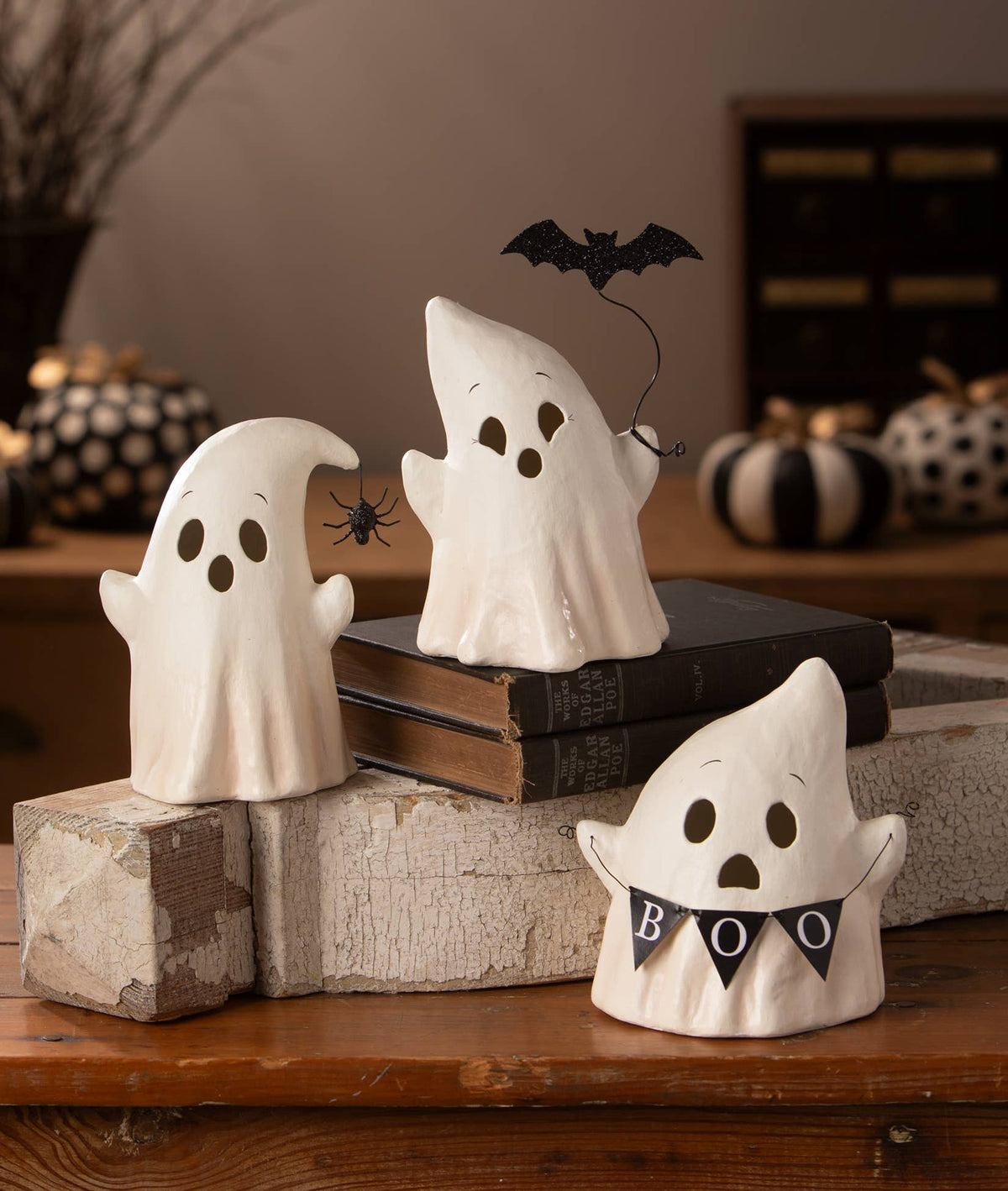 Luminary Boo with Spider