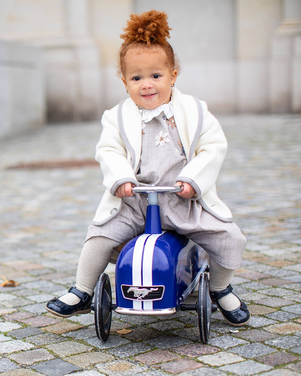 Ride-On FORD Mustang: Blue