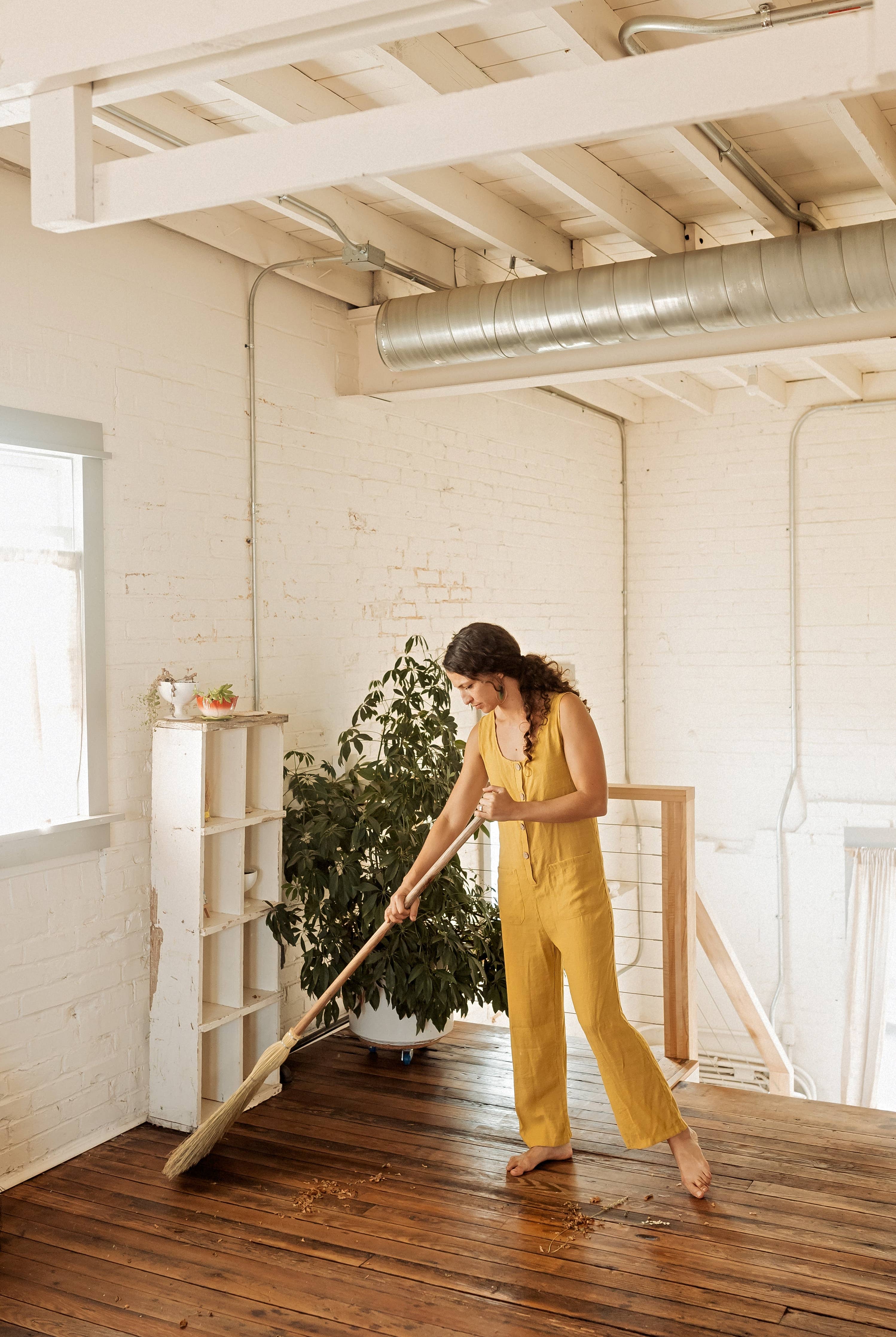 Farmhouse Broom Wholesale: Small