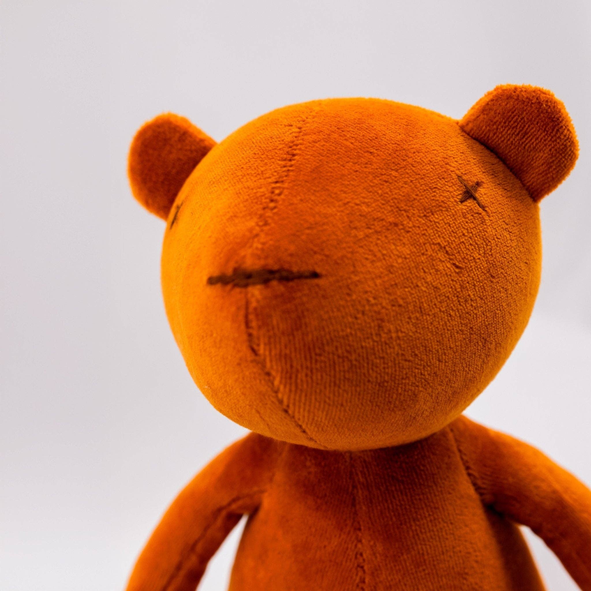 JERMAINE THE TEDDY BEAR - L: No clothing / Tobacco