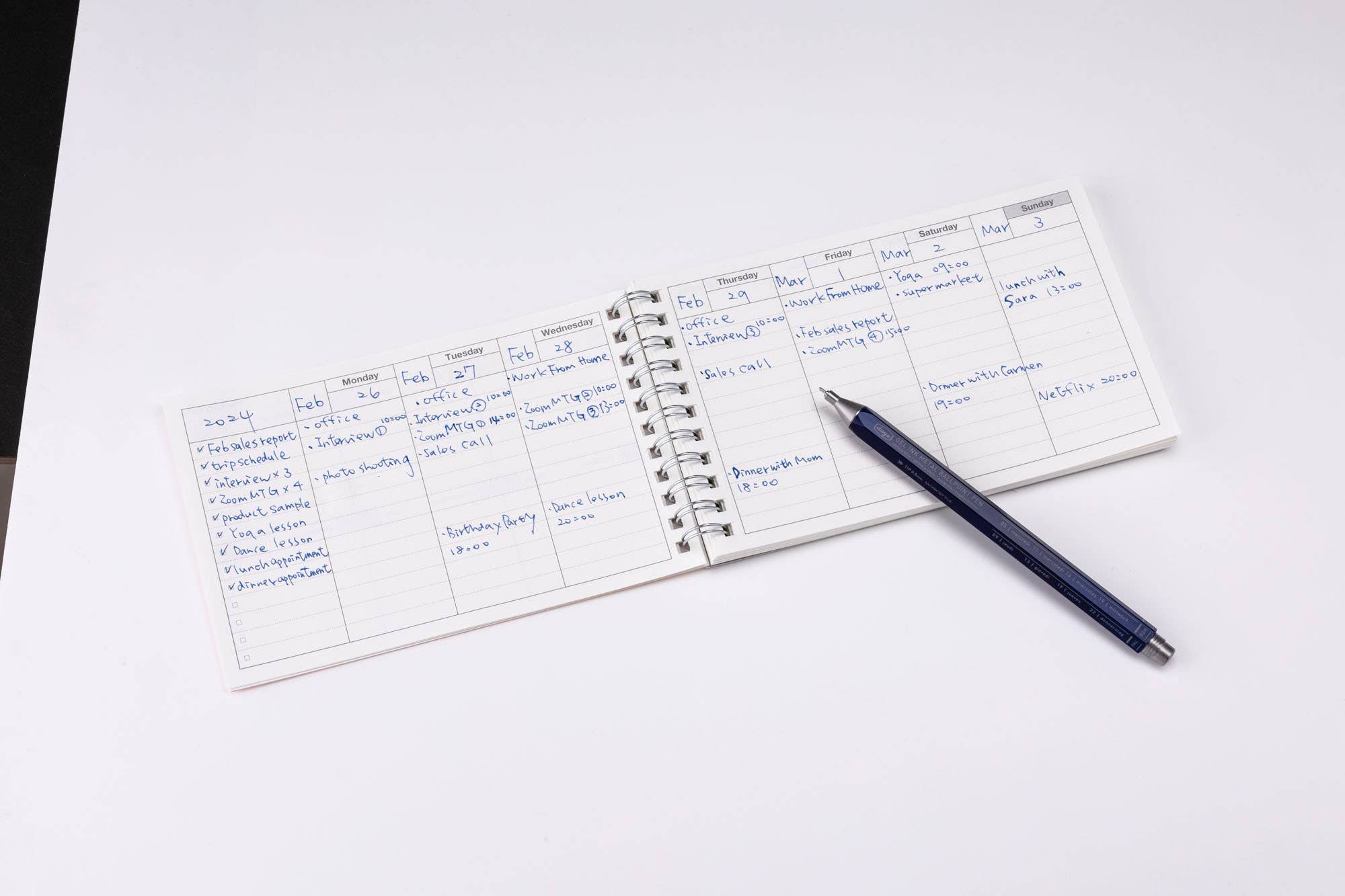 Dayfree Weekly Schedule: Black