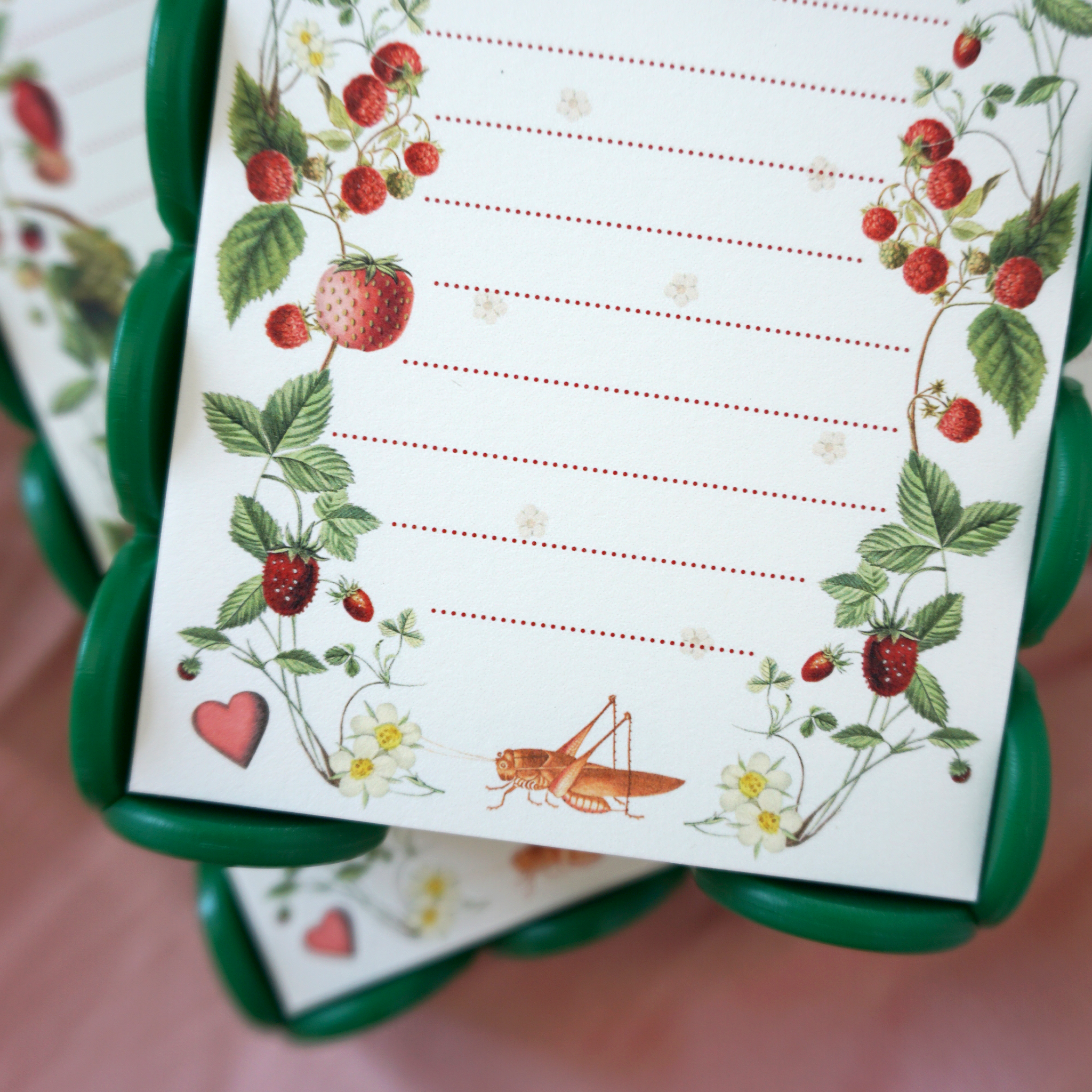 Scalloped Acrylic Tray and Notepad - Sweet Strawberries